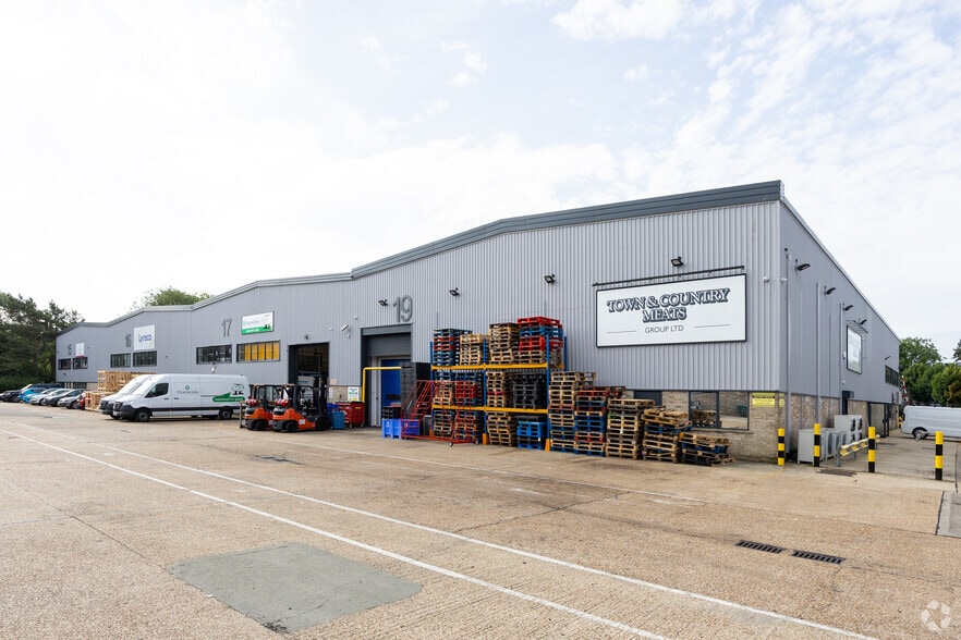 Cobham Way, Crawley for sale - Building Photo - Image 1 of 1