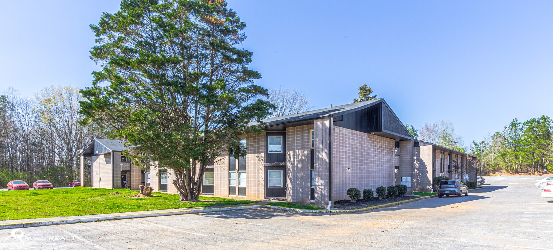 212 Old Belwood Rd, Calhoun, GA 30701