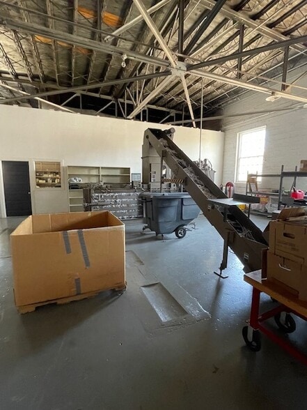 610 Houston St, Levelland, TX for sale - Building Photo - Image 3 of 8