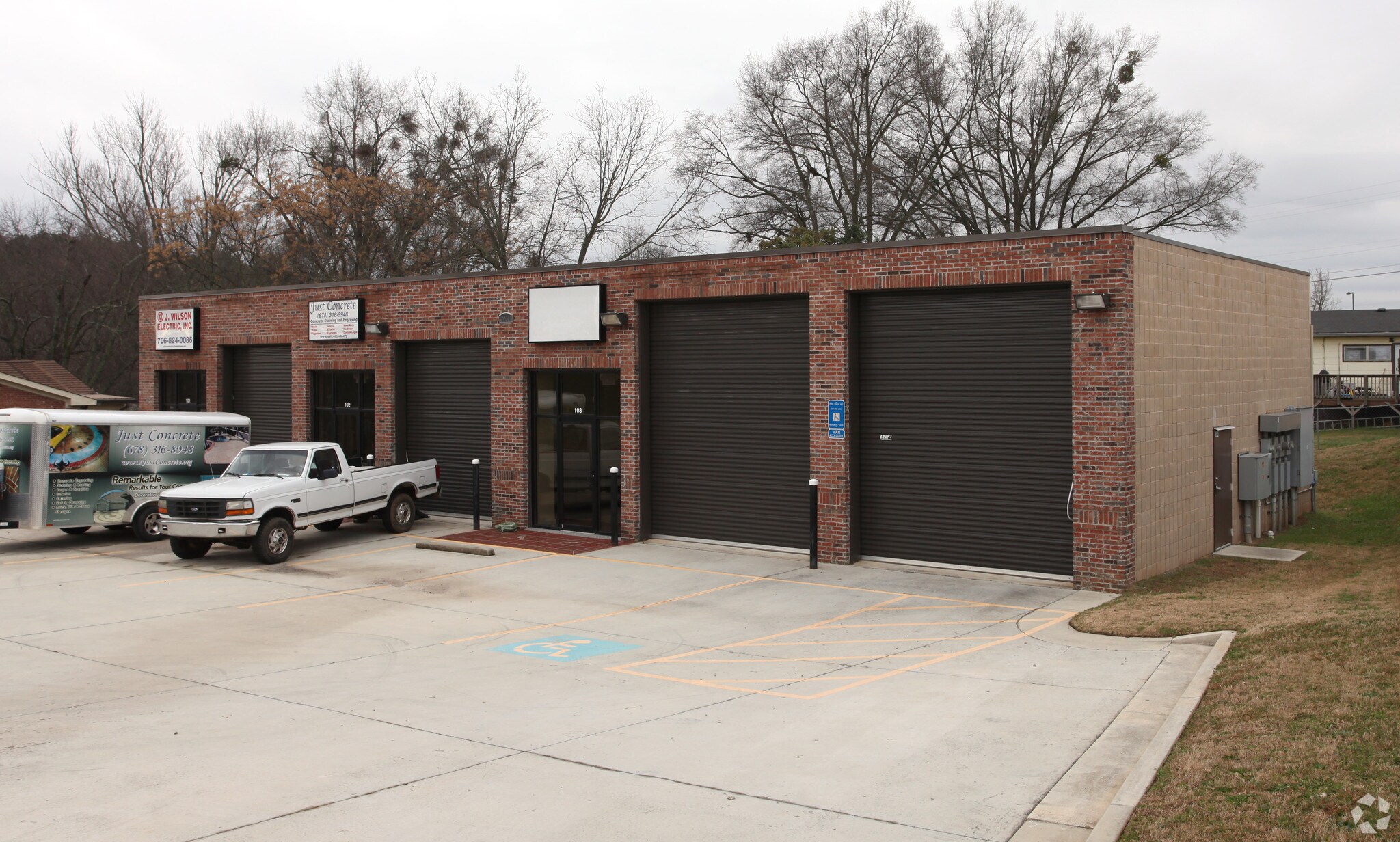 2002 Dixie Dr, Gainesville, GA for sale Primary Photo- Image 1 of 1