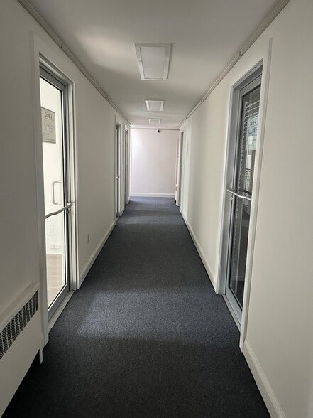 640-642 Eagle Rock Ave, West Orange, NJ for lease - Interior Photo - Image 2 of 8