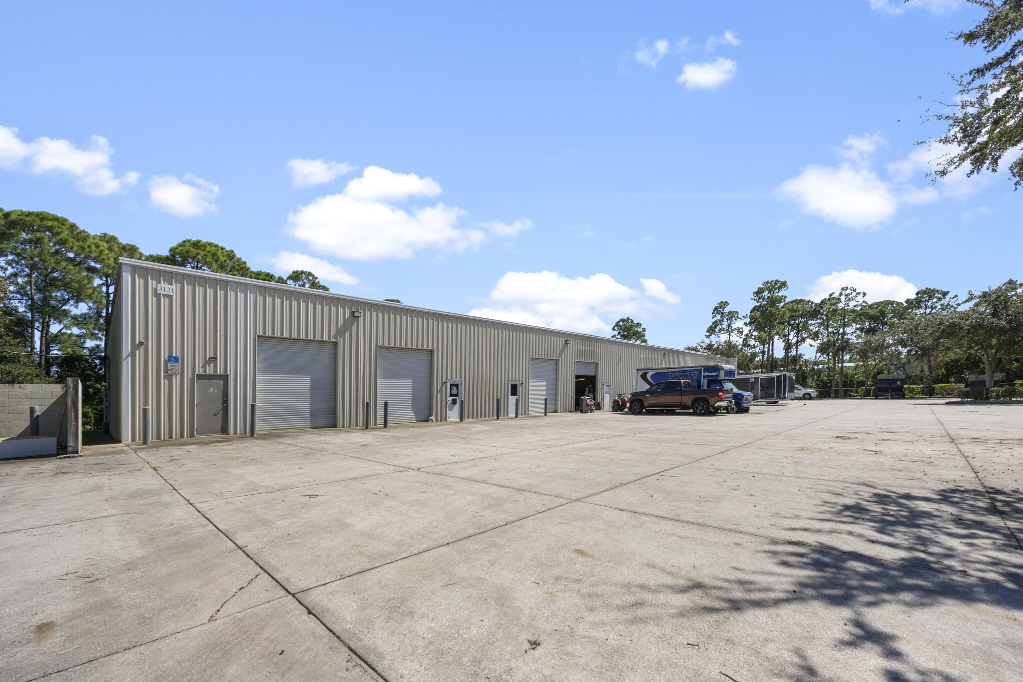 3121 Skyway Cir, Melbourne, FL for lease Building Photo- Image 1 of 15