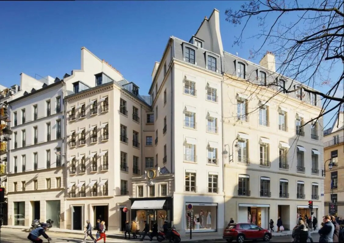 Office in Paris for lease Building Photo- Image 1 of 6