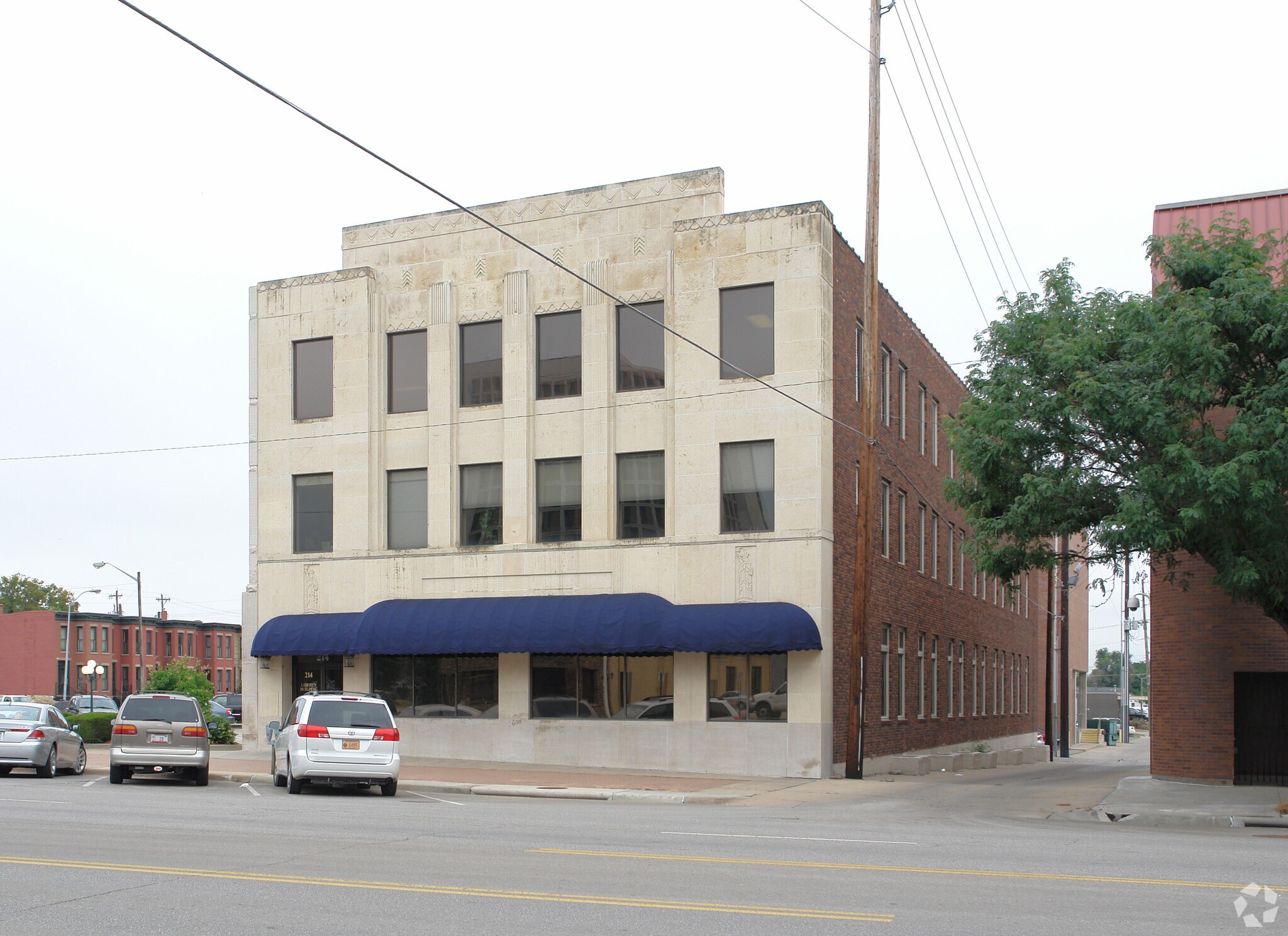 214-220 SW 6th Ave, Topeka, KS for sale Primary Photo- Image 1 of 1