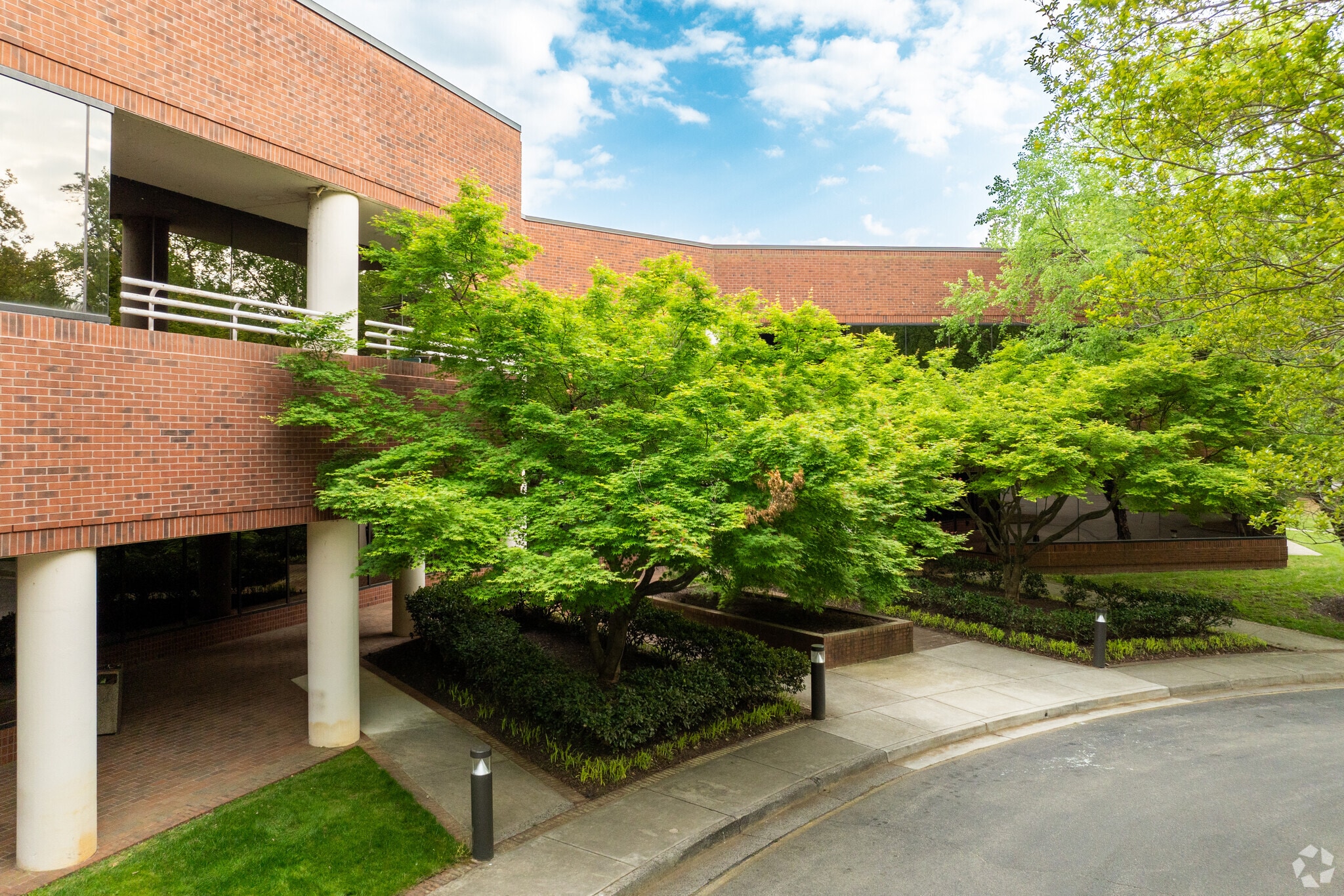 9211 Forest Hill Ave, Richmond, VA for lease Building Photo- Image 1 of 5