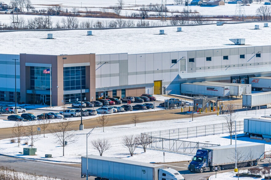 1460 Cargo Ct, Minooka, IL for sale - Primary Photo - Image 1 of 1