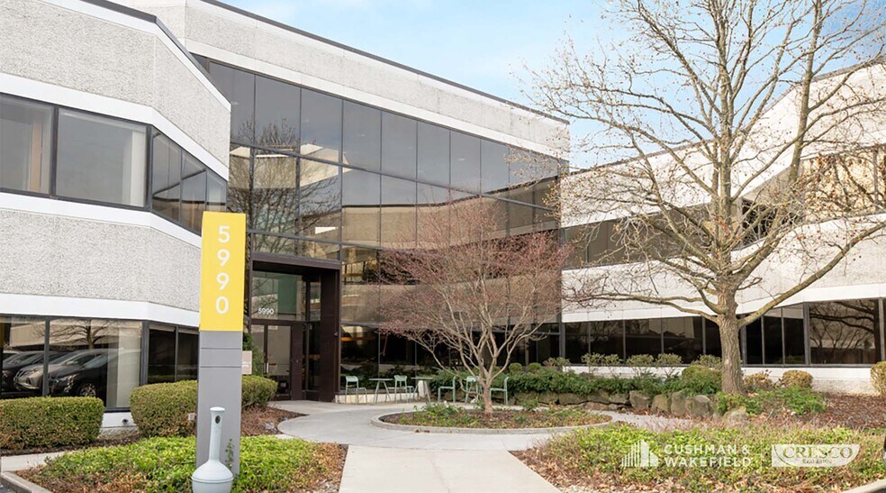 5990 W Creek Rd, Independence, OH for lease - Building Photo - Image 1 of 13