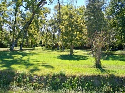 7423 Vincent Rd, Denham Springs, LA for sale - Primary Photo - Image 1 of 2