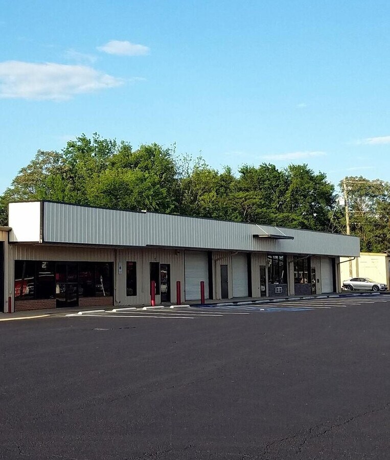 6316 University Blvd E, Cottondale, AL 35453