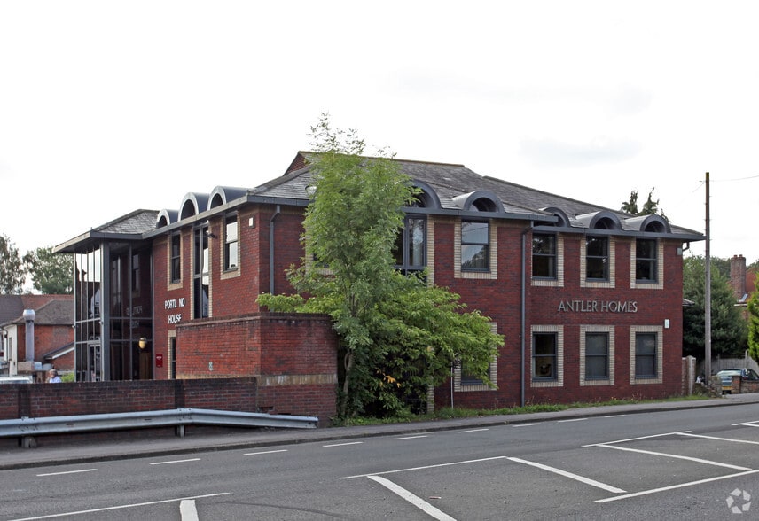 Park St, Bagshot for sale - Primary Photo - Image 1 of 1