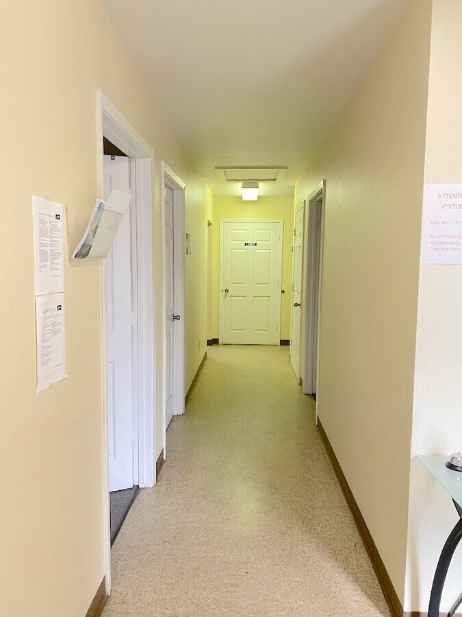 3010 Spurlock Rd, Nederland, TX 77627