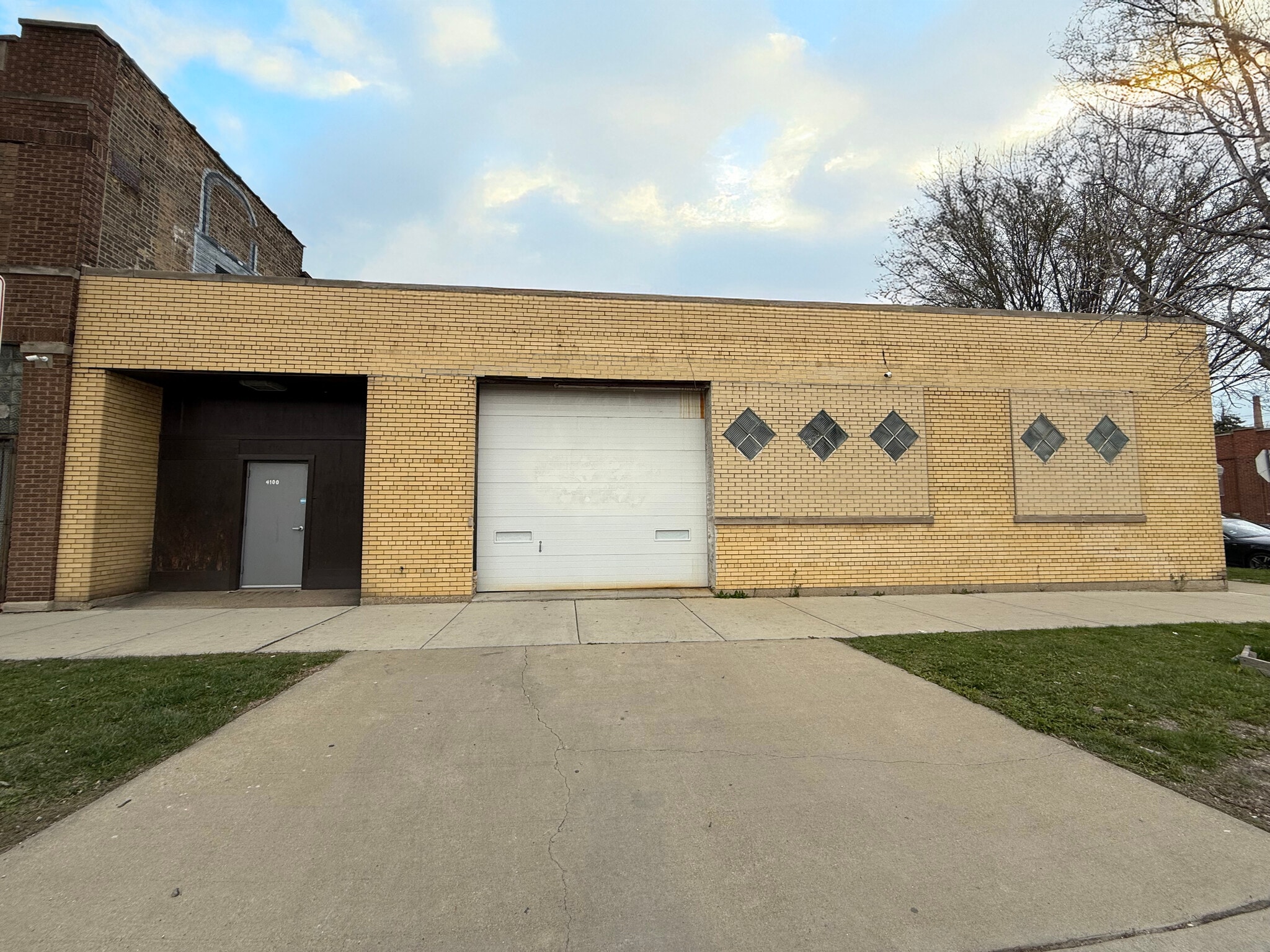 4100 W Chicago Ave, Chicago, IL for lease Primary Photo- Image 1 of 10