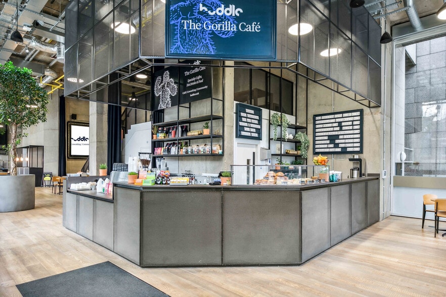 3 Shortlands, London for lease - Interior Photo - Image 2 of 17