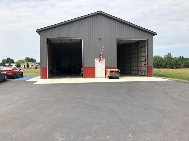 1799 Perrys Loop, Traverse City, MI for sale Building Photo- Image 1 of 1