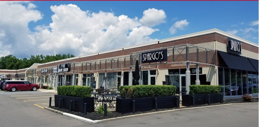 2721-2767 University Dr, Auburn Hills, MI for lease - Building Photo - Image 1 of 5