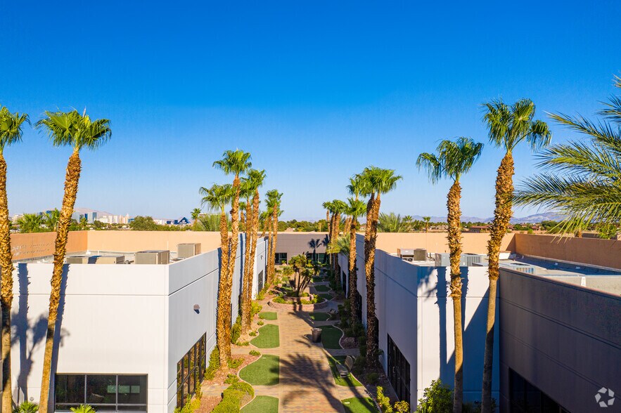 5920 S Rainbow Blvd, Las Vegas, NV for sale - Building Photo - Image 3 of 12