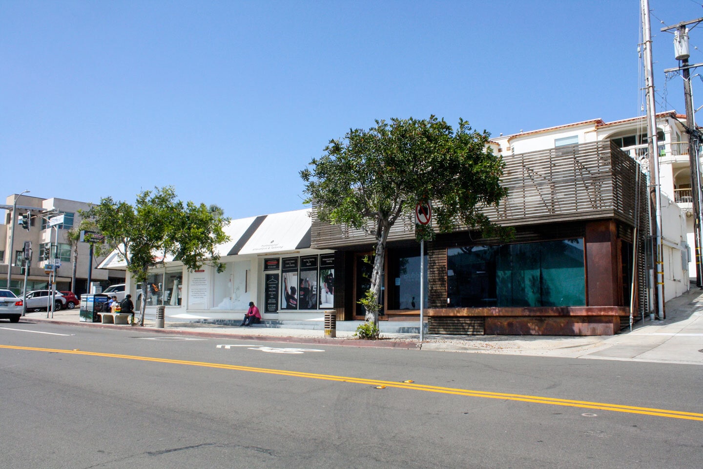 2118 Highland Ave, Manhattan Beach, CA for lease Building Photo- Image 1 of 3