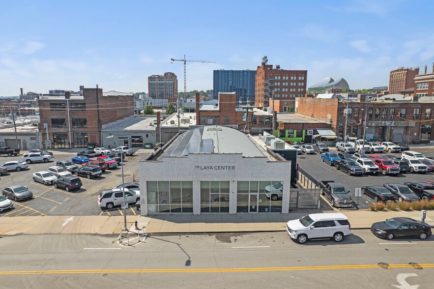 1814 Oak St, Kansas City, MO for lease - Building Photo - Image 2 of 26