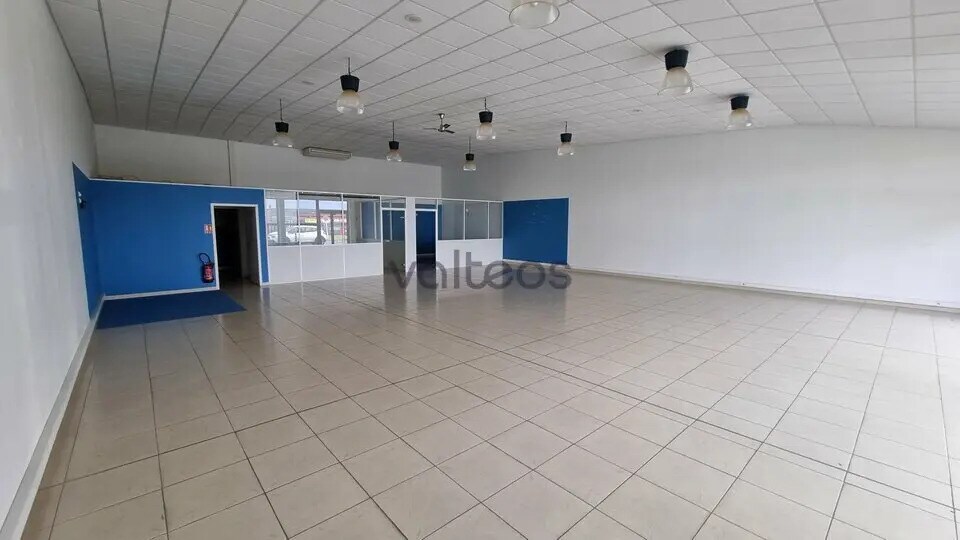 Retail in Balma for lease - Interior Photo - Image 2 of 5