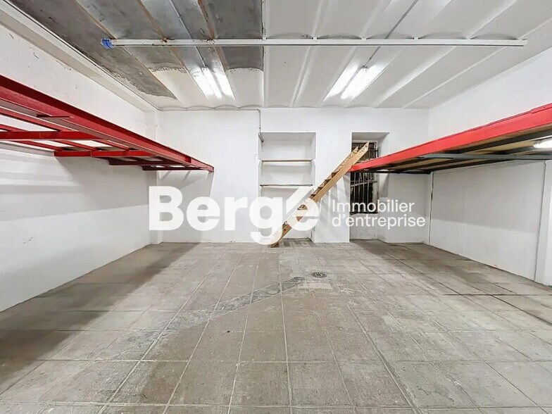 Flex in Nice for lease - Interior Photo - Image 3 of 8