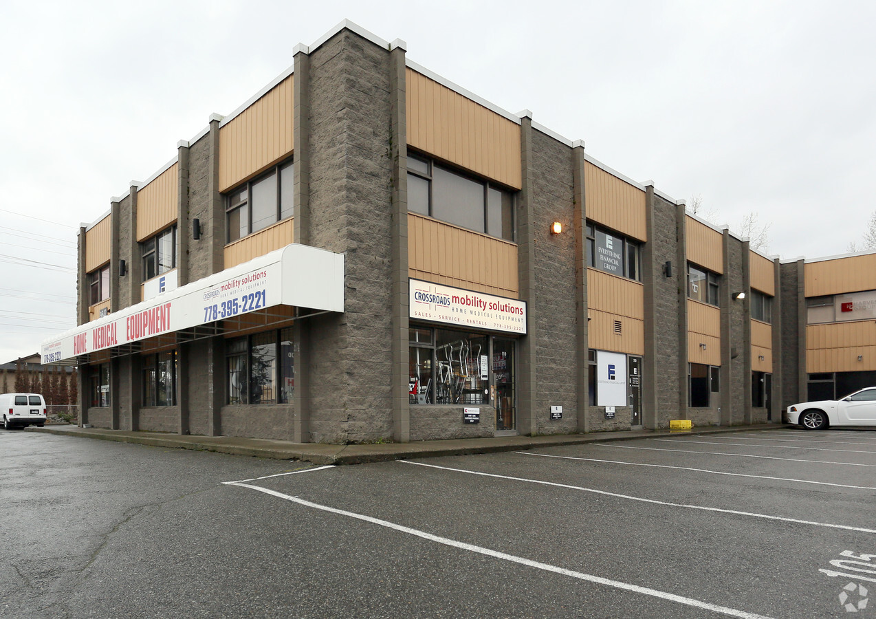 9547 152nd St, Surrey, BC V3R 5Y5 | LoopNet