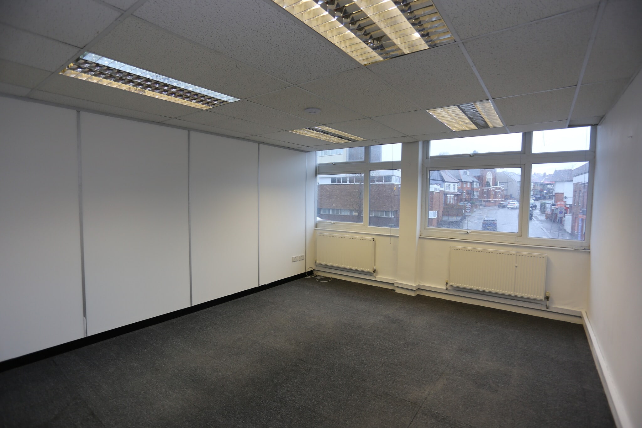 1 High St, Edgware for lease Interior Photo- Image 1 of 7