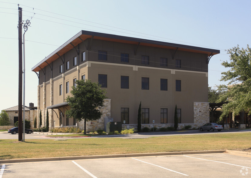 4220 Monterey Oaks Blvd, Austin, TX for lease - Building Photo - Image 2 of 2