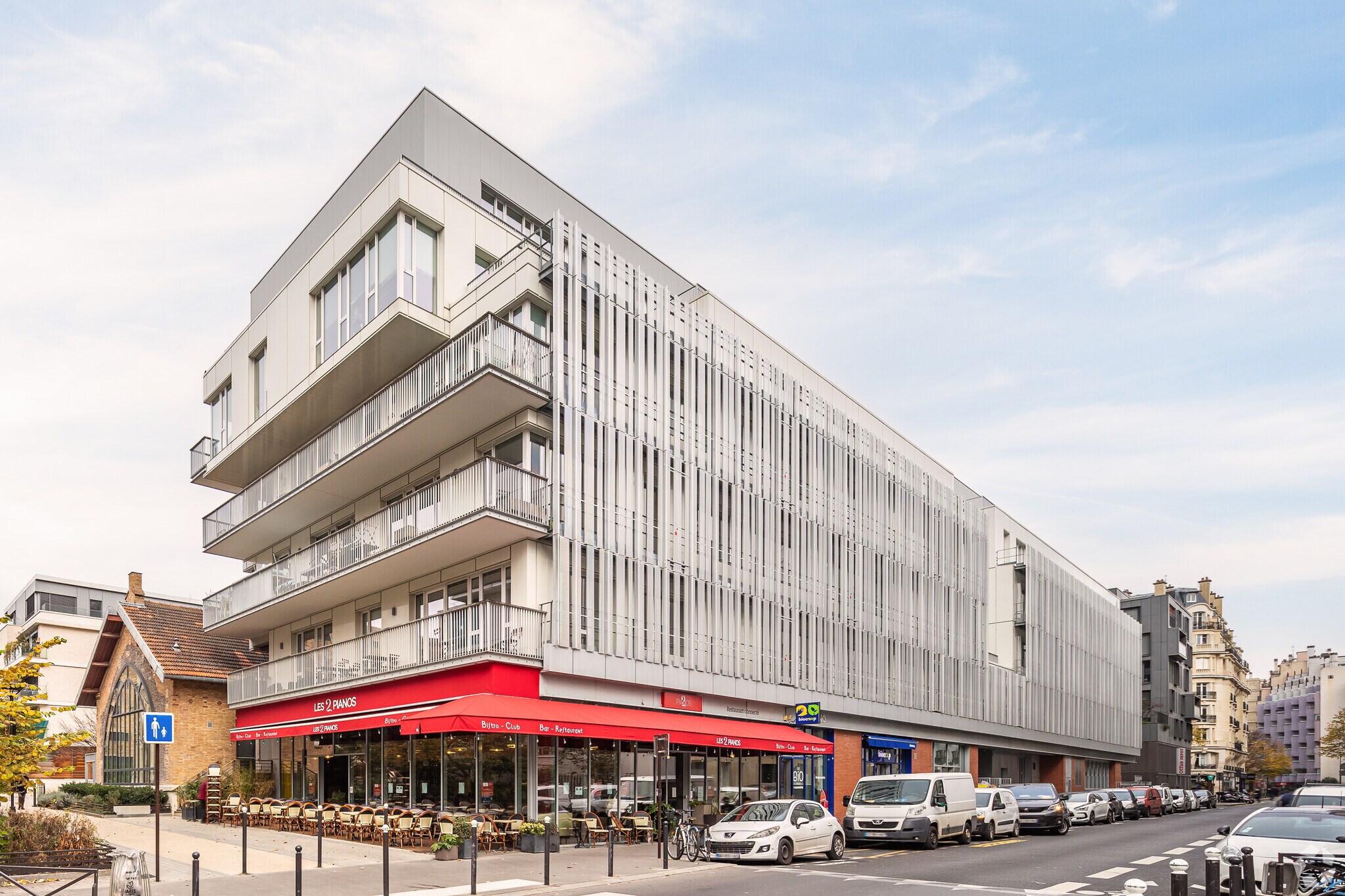 130 Rue De Lourmel, Paris for lease Primary Photo- Image 1 of 8