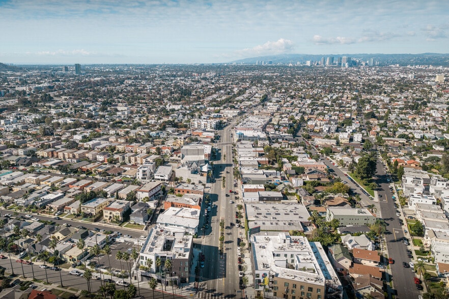 4650 W Washington Blvd, Los Angeles, CA for lease - Aerial - Image 3 of 13