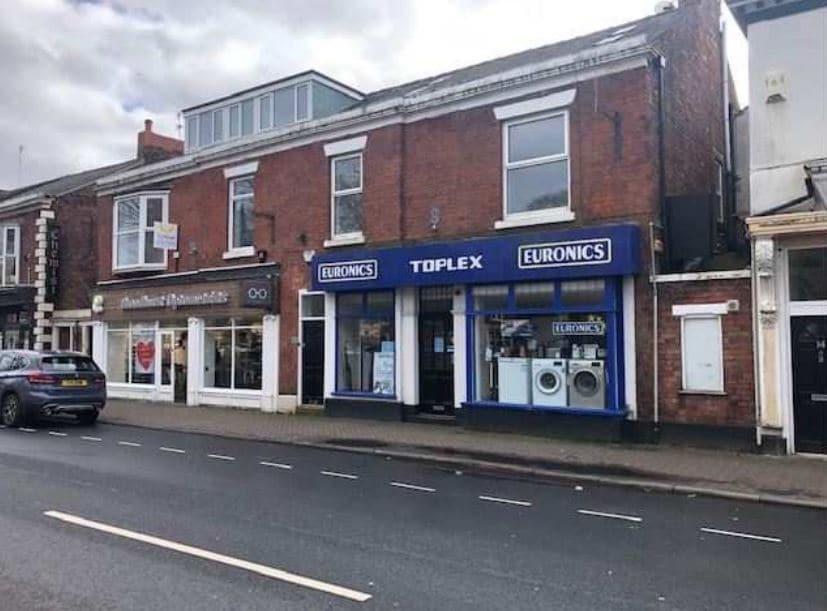 13 Market Sq, Lytham St Annes for sale Primary Photo- Image 1 of 1