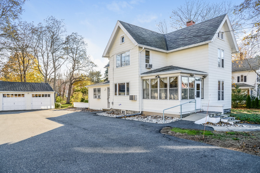 68 Main St, Centerbrook, CT for sale - Building Photo - Image 1 of 1