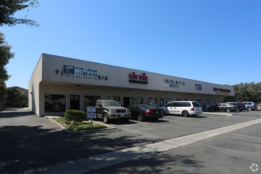 3520-3530 W 1st St, Santa Ana, CA for lease - Building Photo - Image 1 of 3