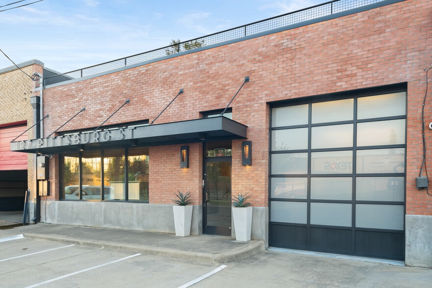 127 Pittsburg St, Dallas, TX for lease - Building Photo - Image 2 of 47