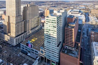 525 Vine St, Cincinnati, OH - AERIAL  map view