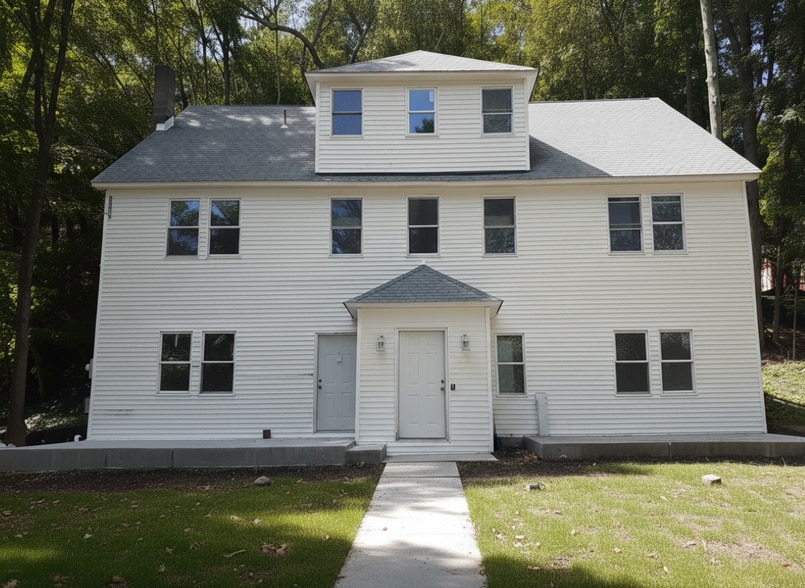 72 Academy St, Liberty, NY for sale - Primary Photo - Image 1 of 19