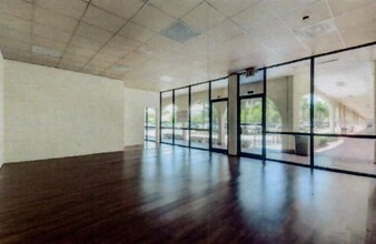 162 Yamato, Boca Raton, FL for lease Building Photo- Image 2 of 4