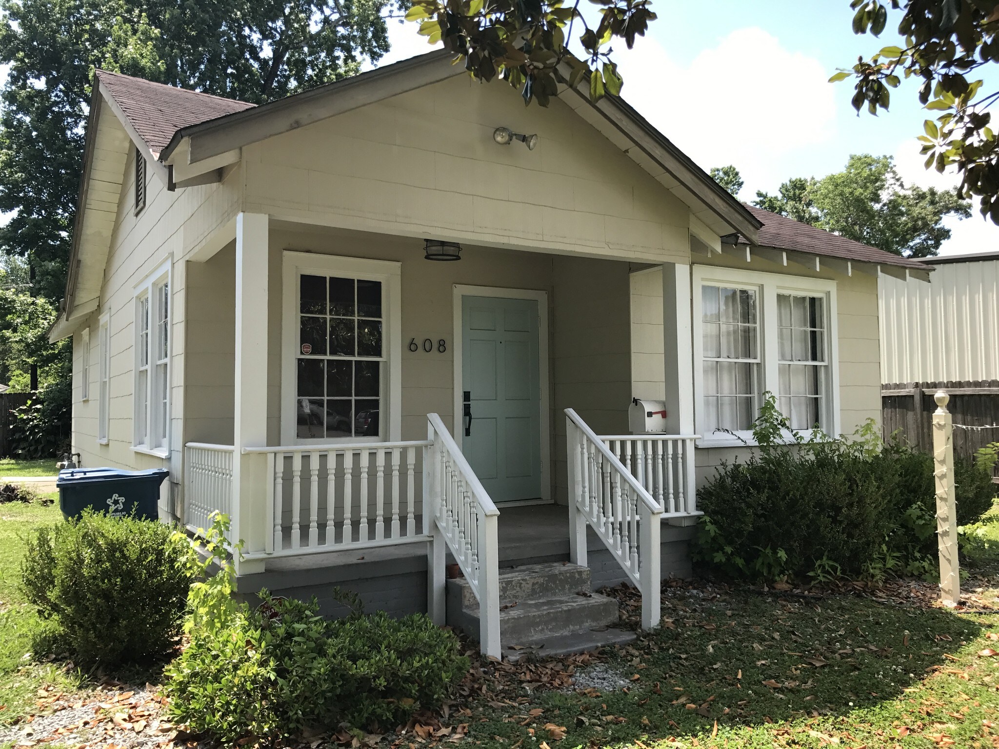 608 Rapides St, Baton Rouge, LA for sale Building Photo- Image 1 of 13
