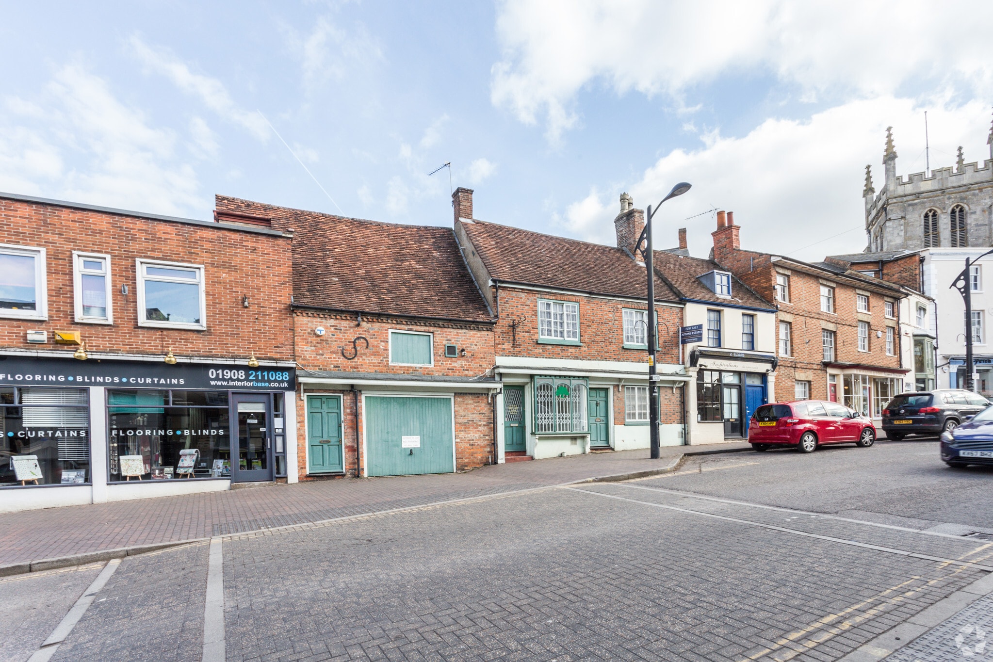 5 High St, Newport Pagnell for sale Primary Photo- Image 1 of 1