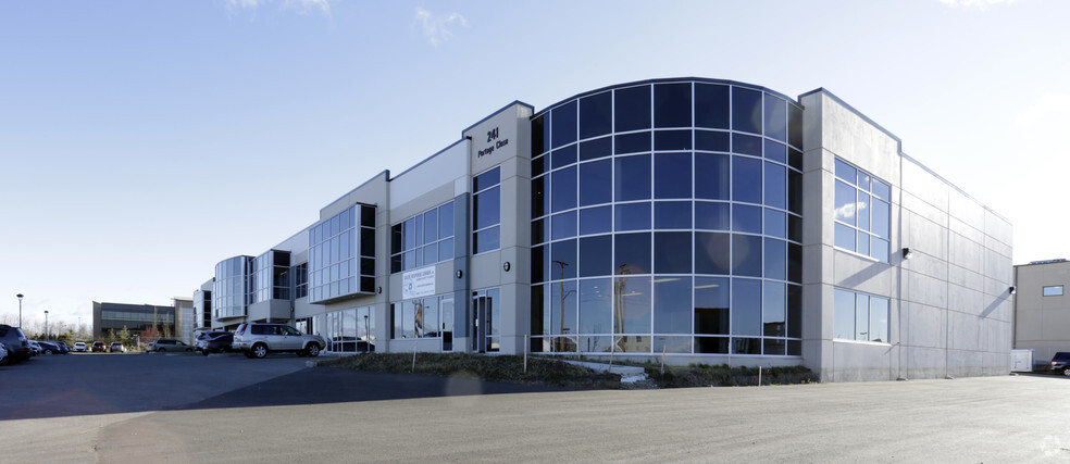 241 Portage Close, Sherwood Park, AB for lease - Building Photo - Image 1 of 5