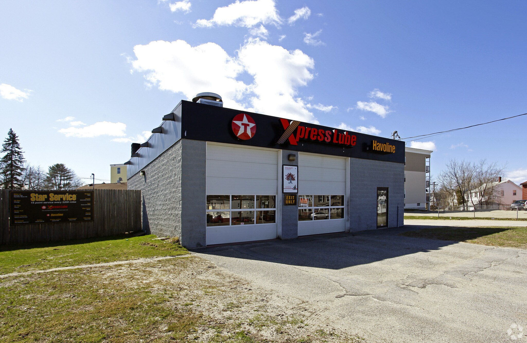 409 Sabattus St, Lewiston, ME for sale Primary Photo- Image 1 of 1