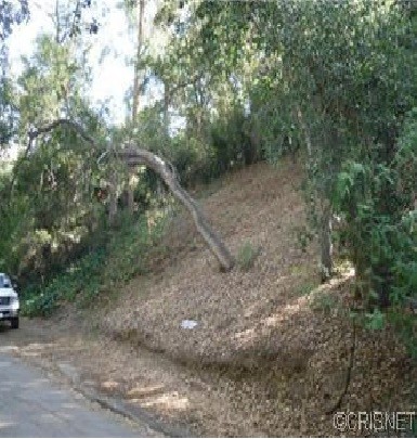 Rosario Rd, Woodland Hills, CA for sale - Building Photo - Image 2 of 2