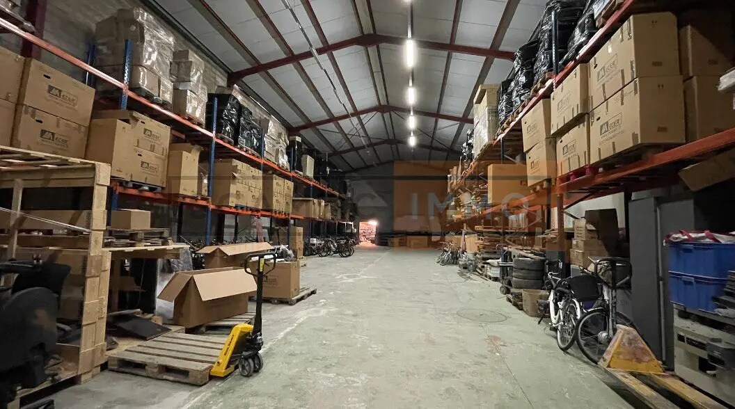 Office in Bagnolet for lease Interior Photo- Image 1 of 5