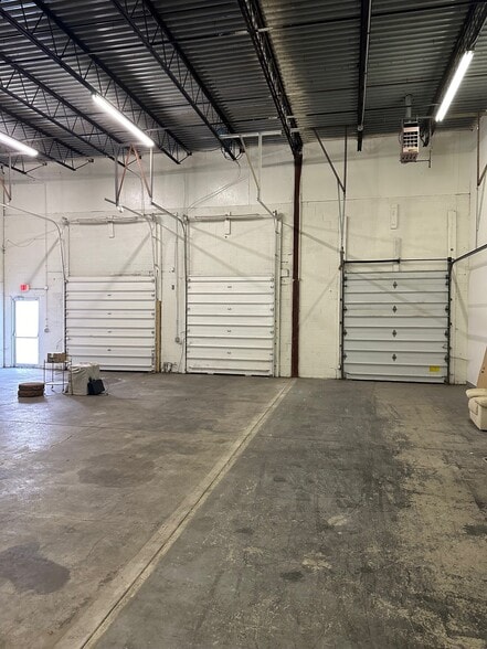 160 Wales Ave, Tonawanda, NY for lease - Building Photo - Image 3 of 5