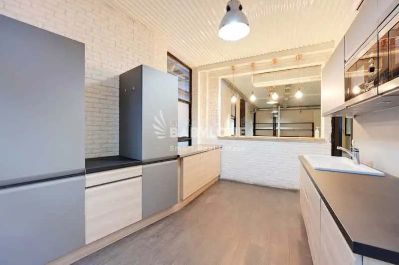 47-49 Rue Jules Guesde, Levallois-Perret for sale Interior Photo- Image 1 of 12