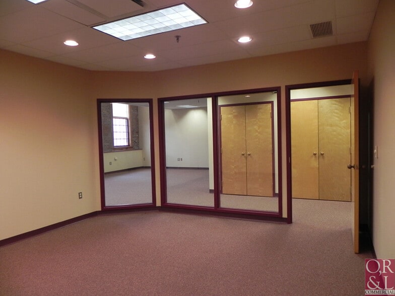 55 Main St, Enfield, CT for lease - Interior Photo - Image 3 of 9