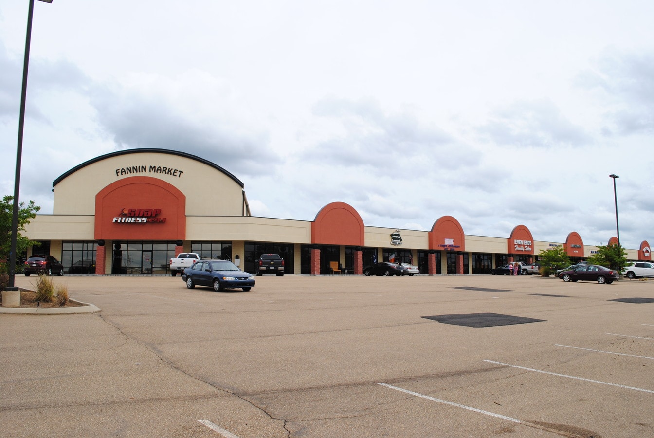 1149 Old Fannin Rd, Brandon, MS 39047