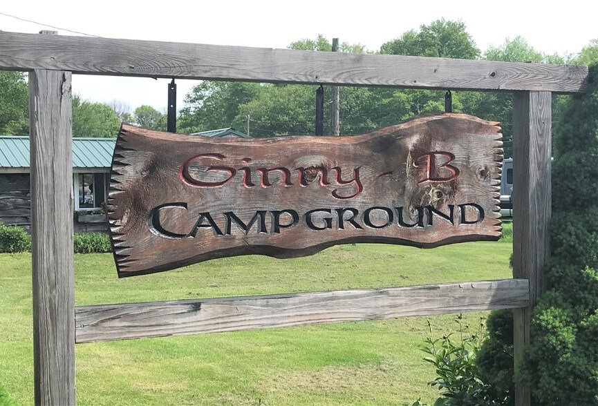 7 Harrington Rd, Foster, RI for sale - Primary Photo - Image 1 of 1