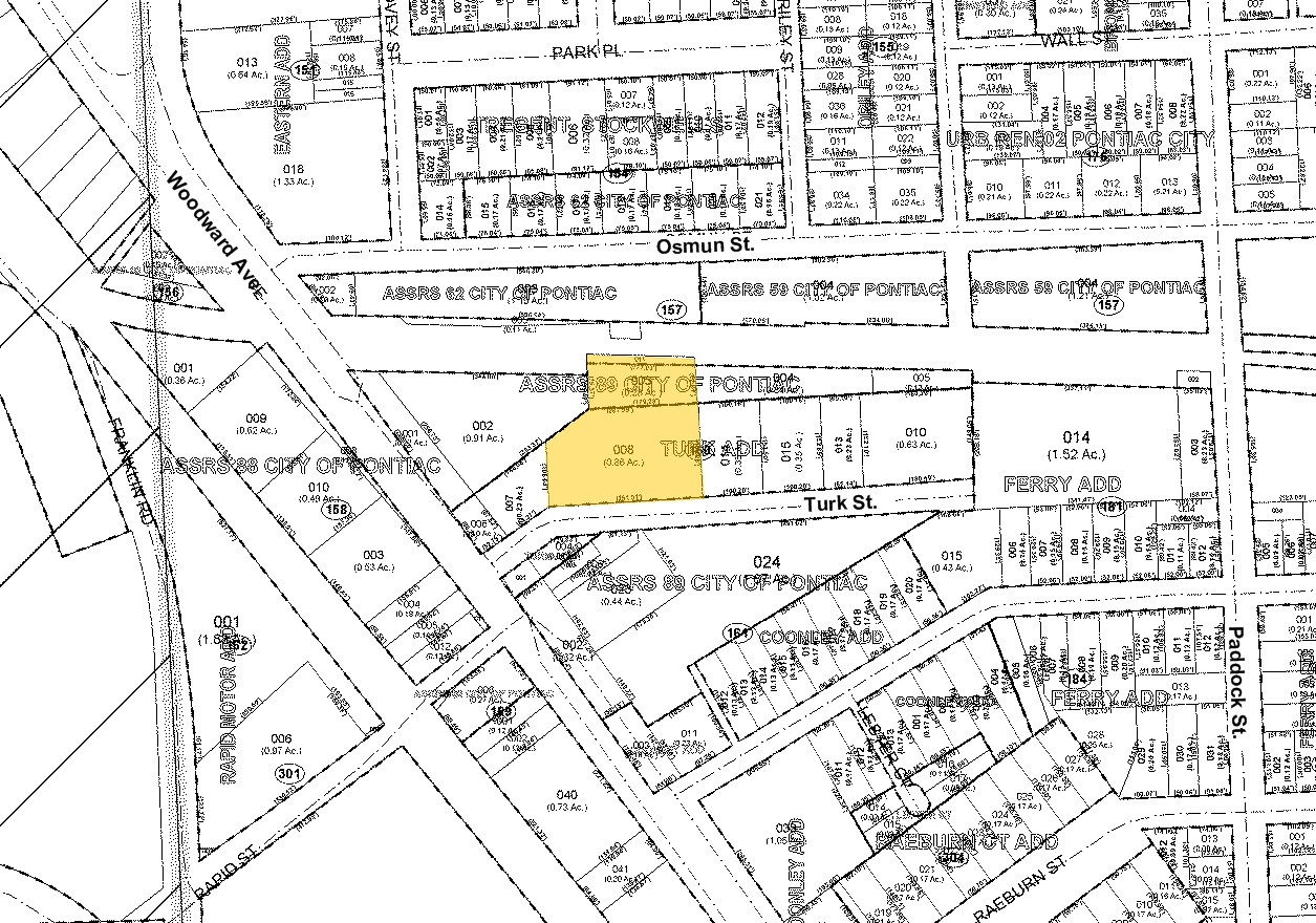 37 Turk St, Pontiac, MI 48341