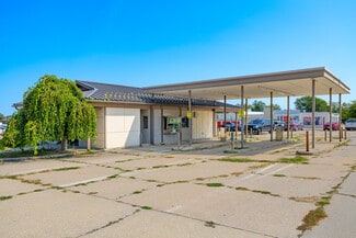 More details for 1724 S Center St, Marshalltown, IA - Retail for Lease