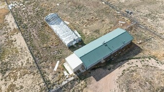 Prime Multi-Use Property: Steel Facility, Gre - Parking Garage